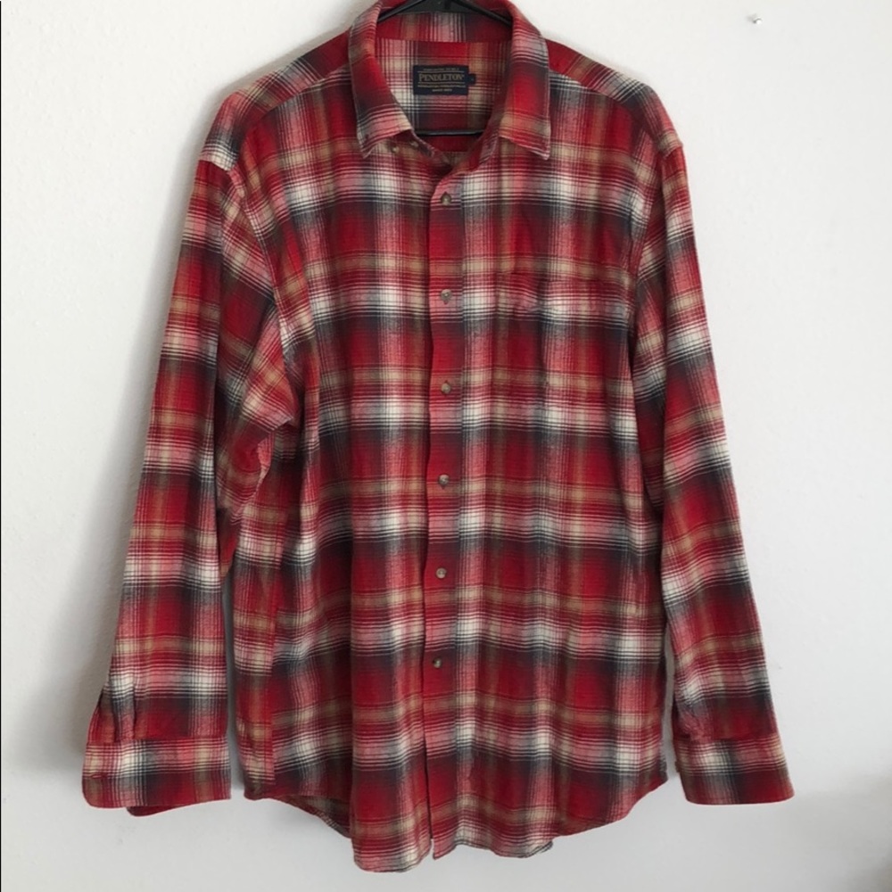 Men’s Pendleton red plaid flannel